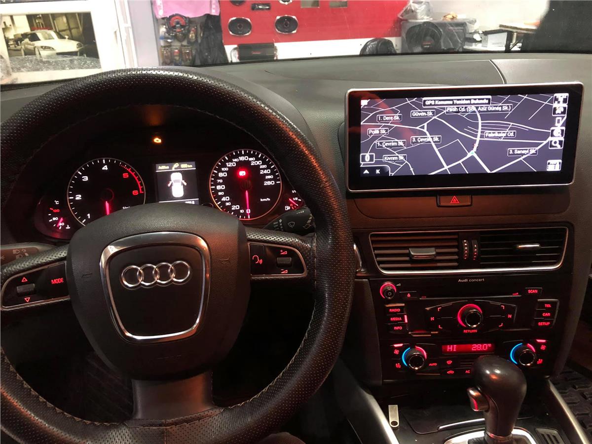 AUDİ Q5 10,25İNÇ CARPLAY ANDROİD AUTO 4RAM KAMERA HEDİYE ORJİNAL UYUM